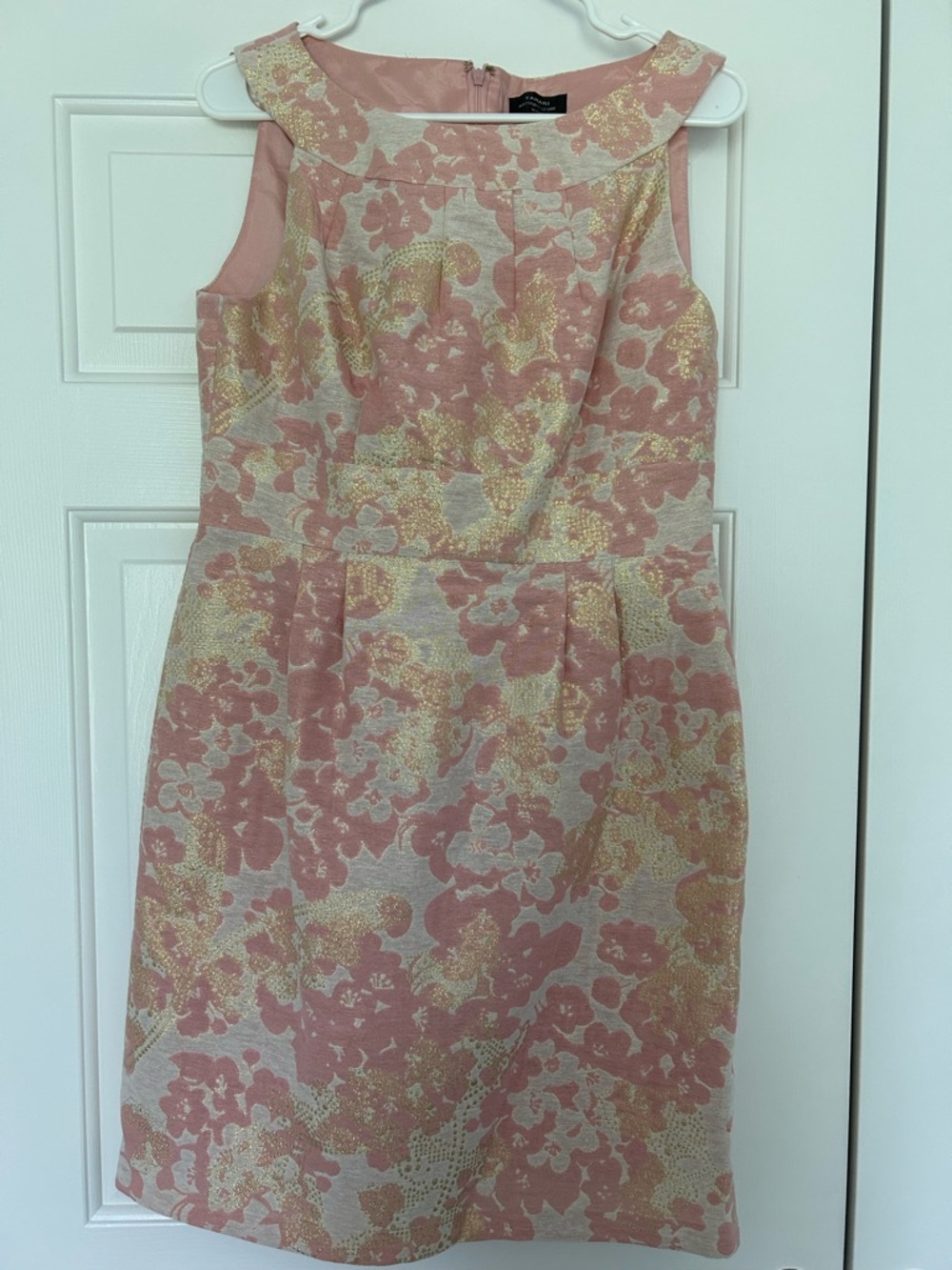 Tahari Elegant Pink and Gold Floral Sleeveless Dress